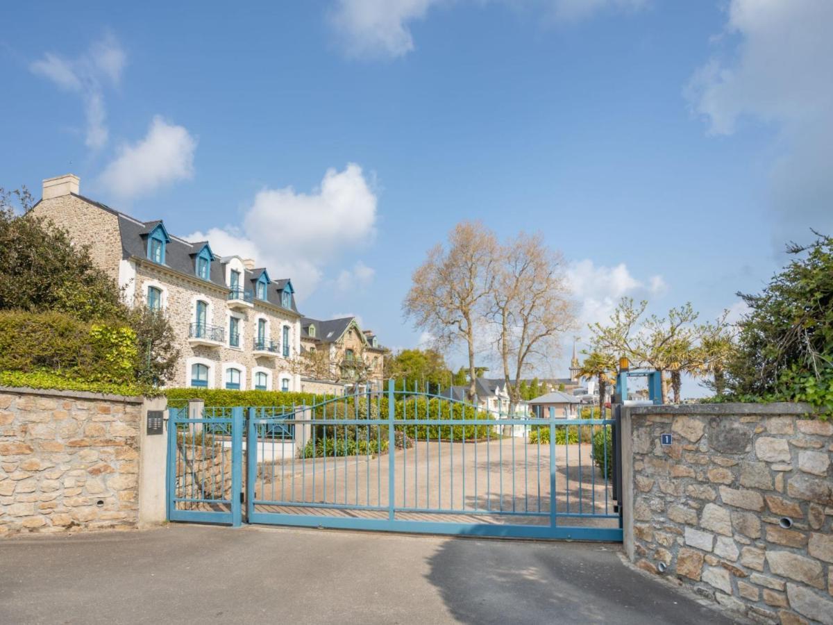 Apartment Le Parc Du Prieure By Interhome Dinard Exteriér fotografie